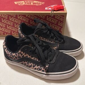 Vans Leopard Cheetah Lace up Classic Shoes